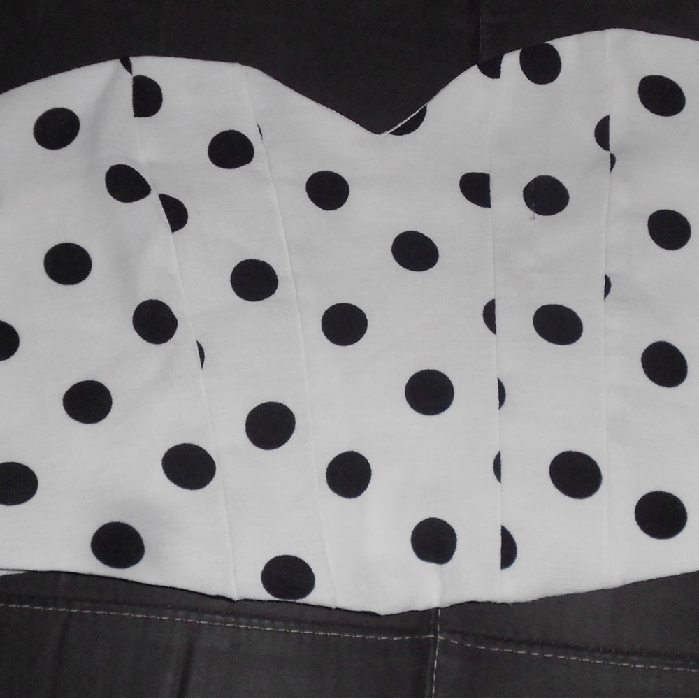 Medium cropped strapless tank top bundle (3 tanks)